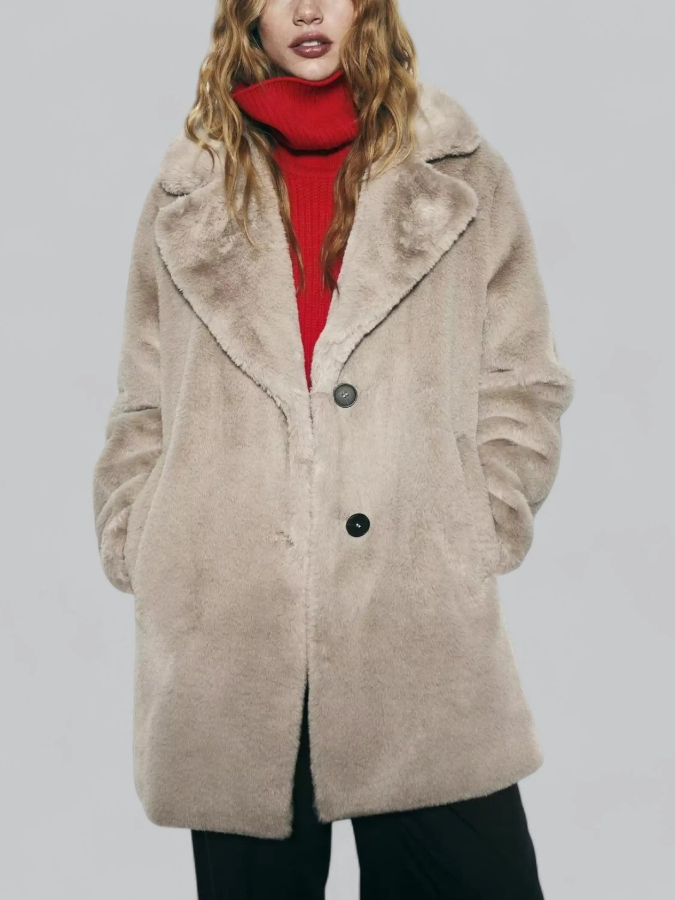 Oversized Faux Fur Coat with Timeless Elegance