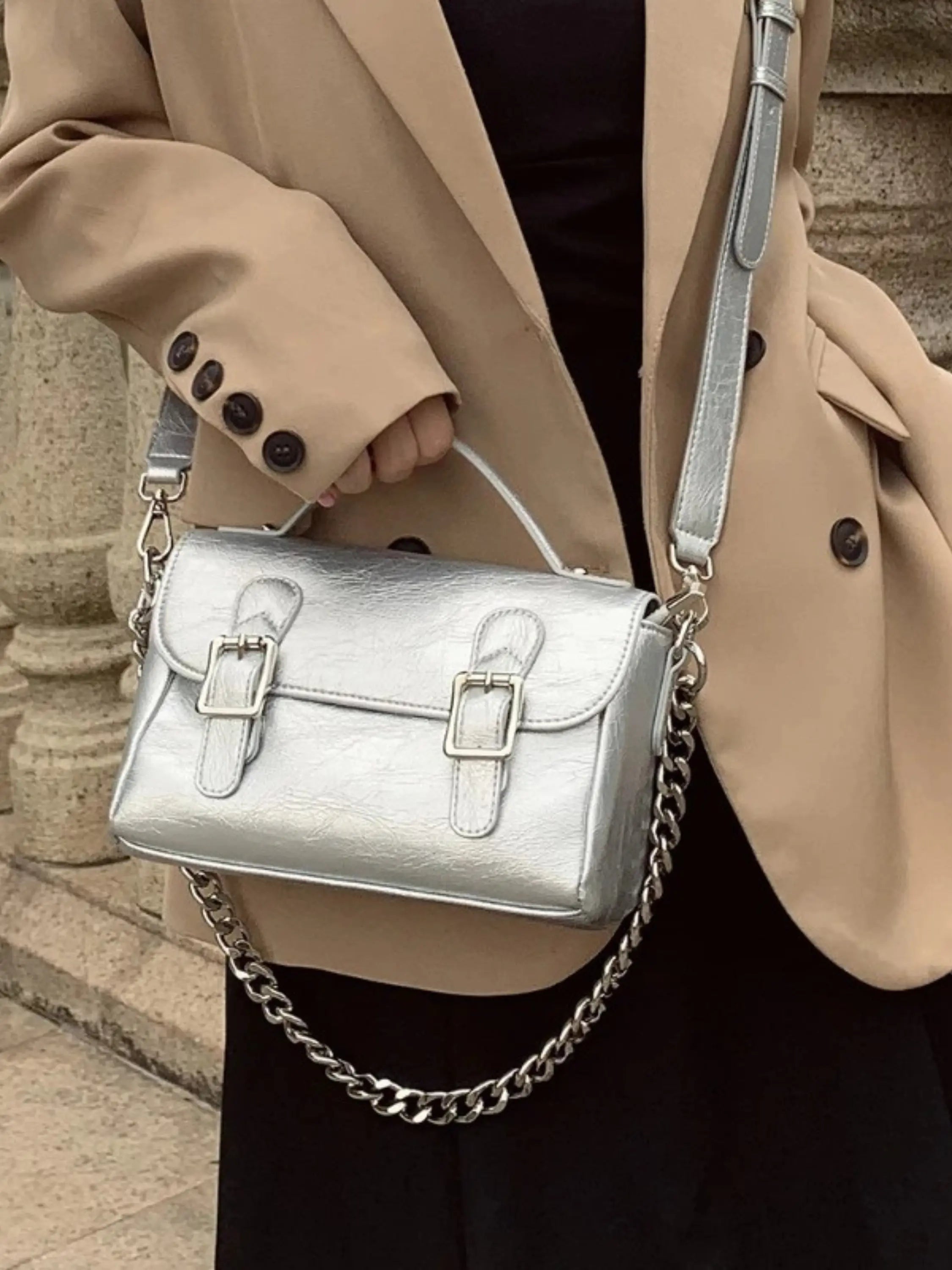 Chic Buckle-Detail Crossbody Bag