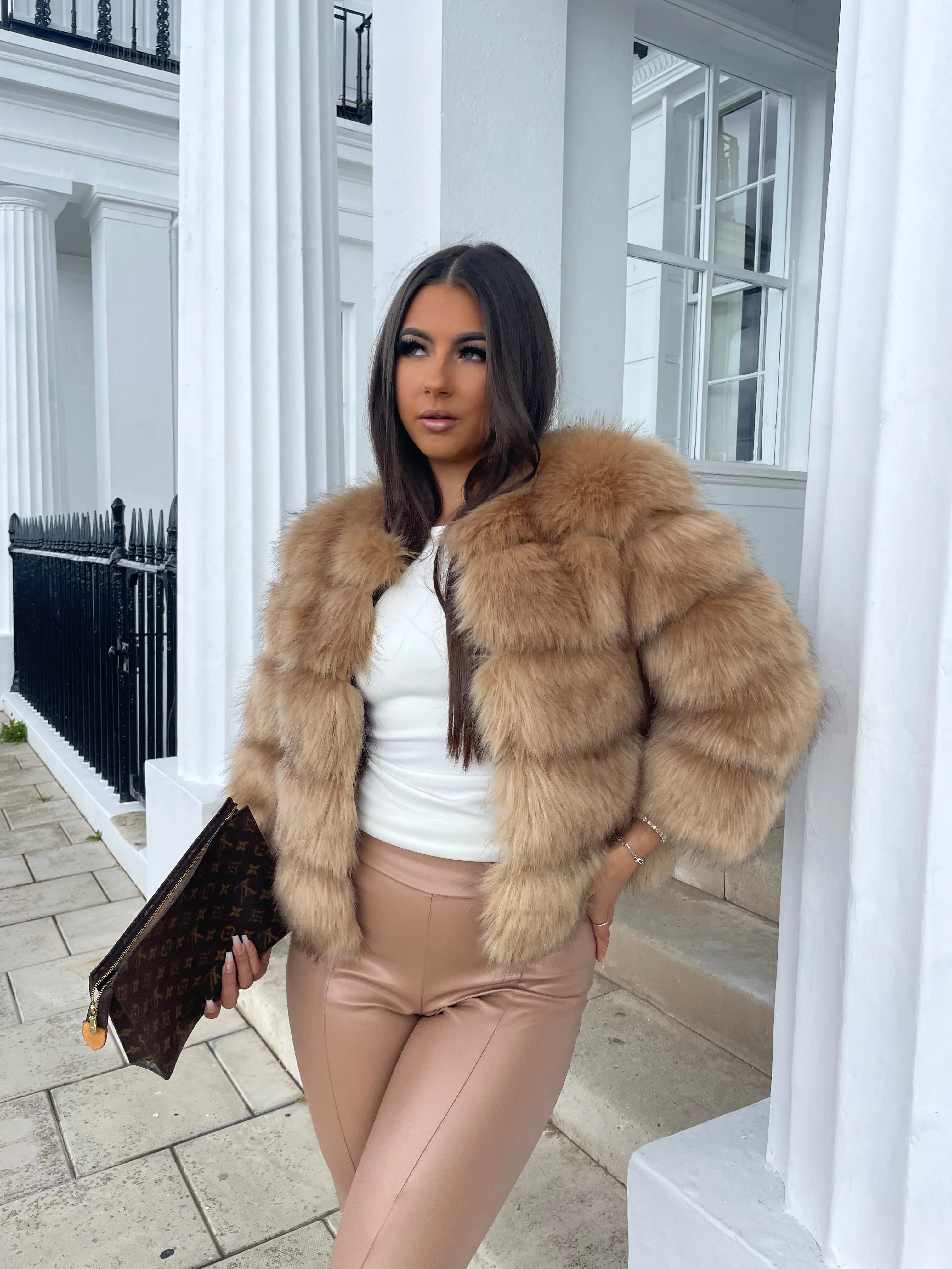 Women’s Faux Fur Jacket – Luxury Winter Coat Thick & Warm