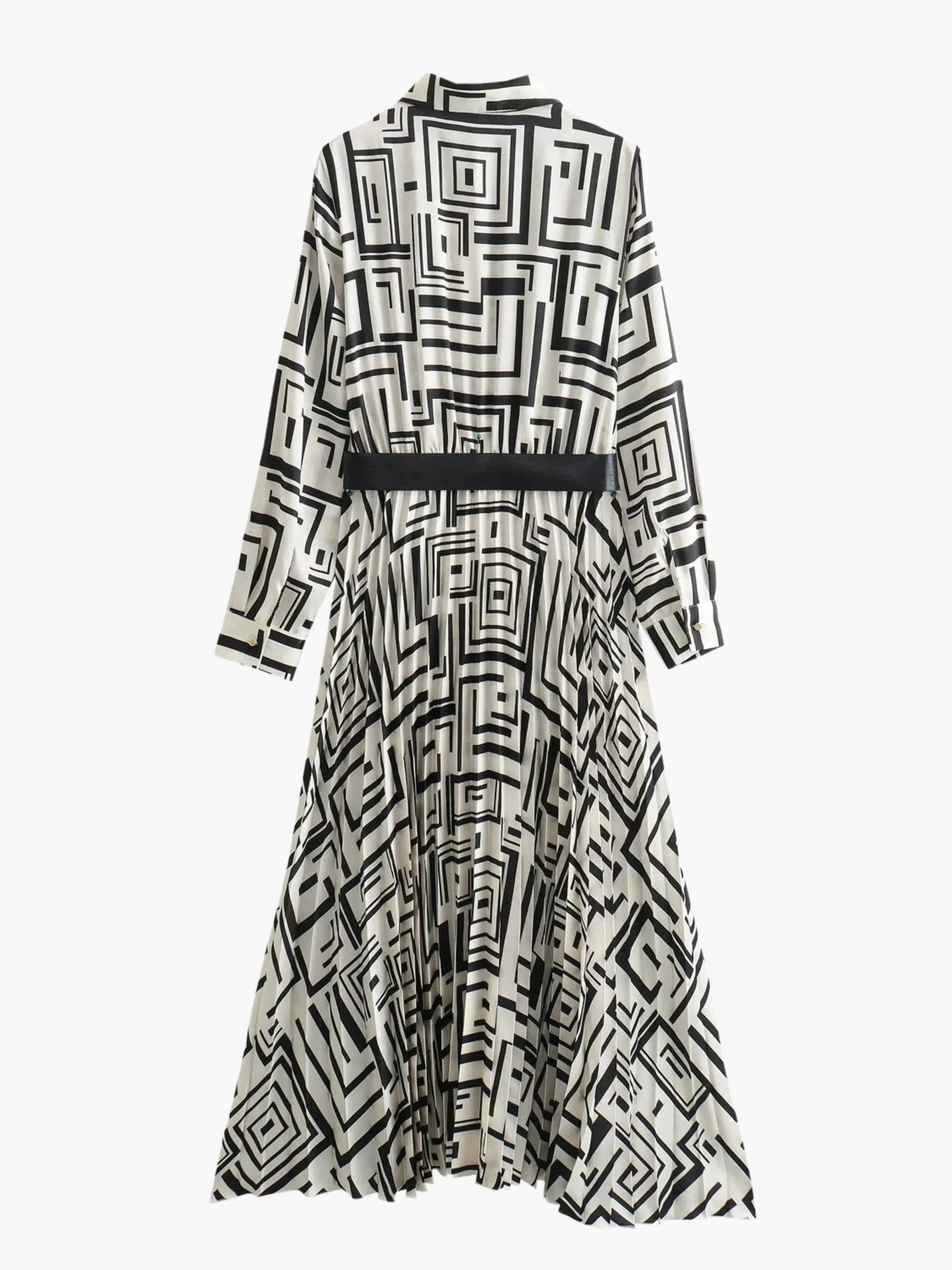 Black-and-White Geometric Print Maxi Dress