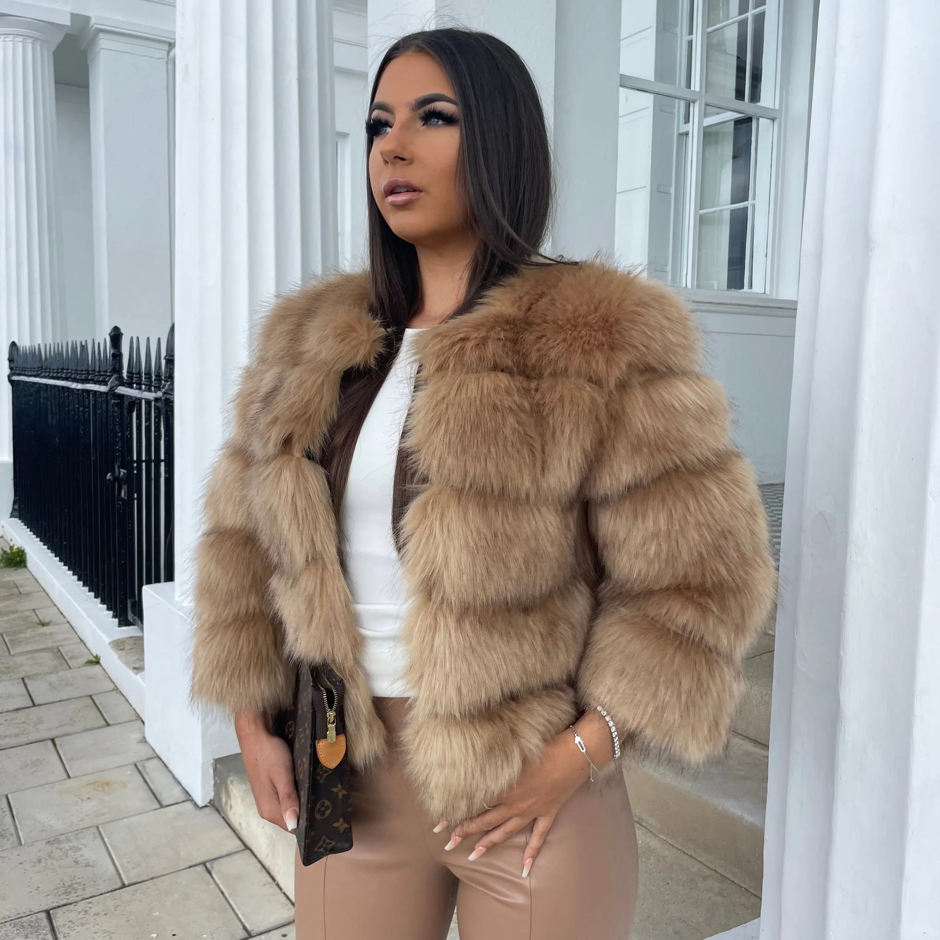 Women’s Faux Fur Jacket – Luxury Winter Coat Thick & Warm