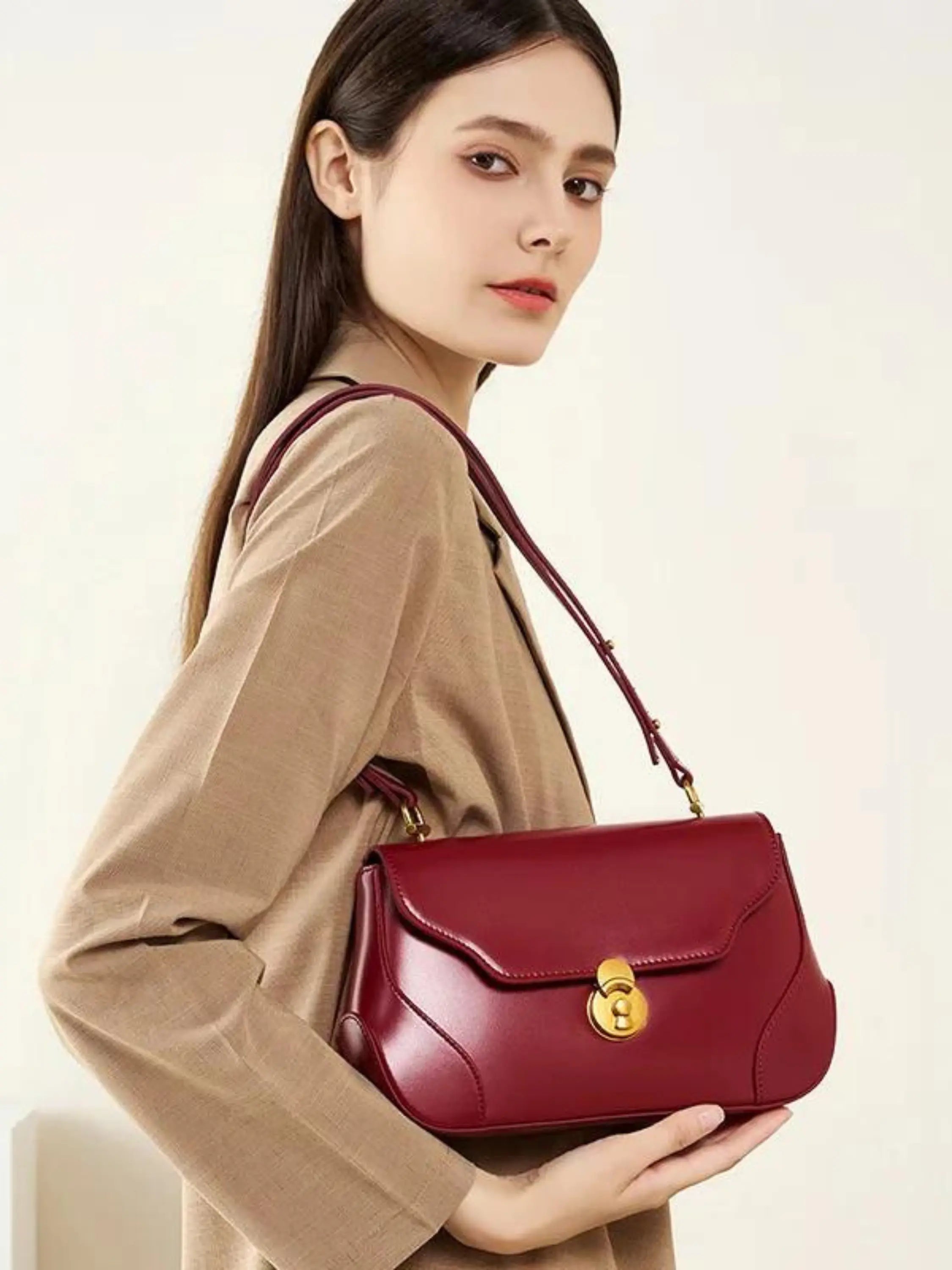 Classic Curved Shoulder Bag