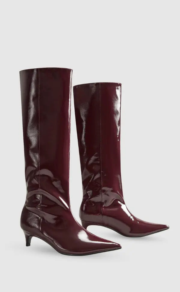 Glossy Knee-High Boots with Kitten Heel - Sophisticated and Sleek
