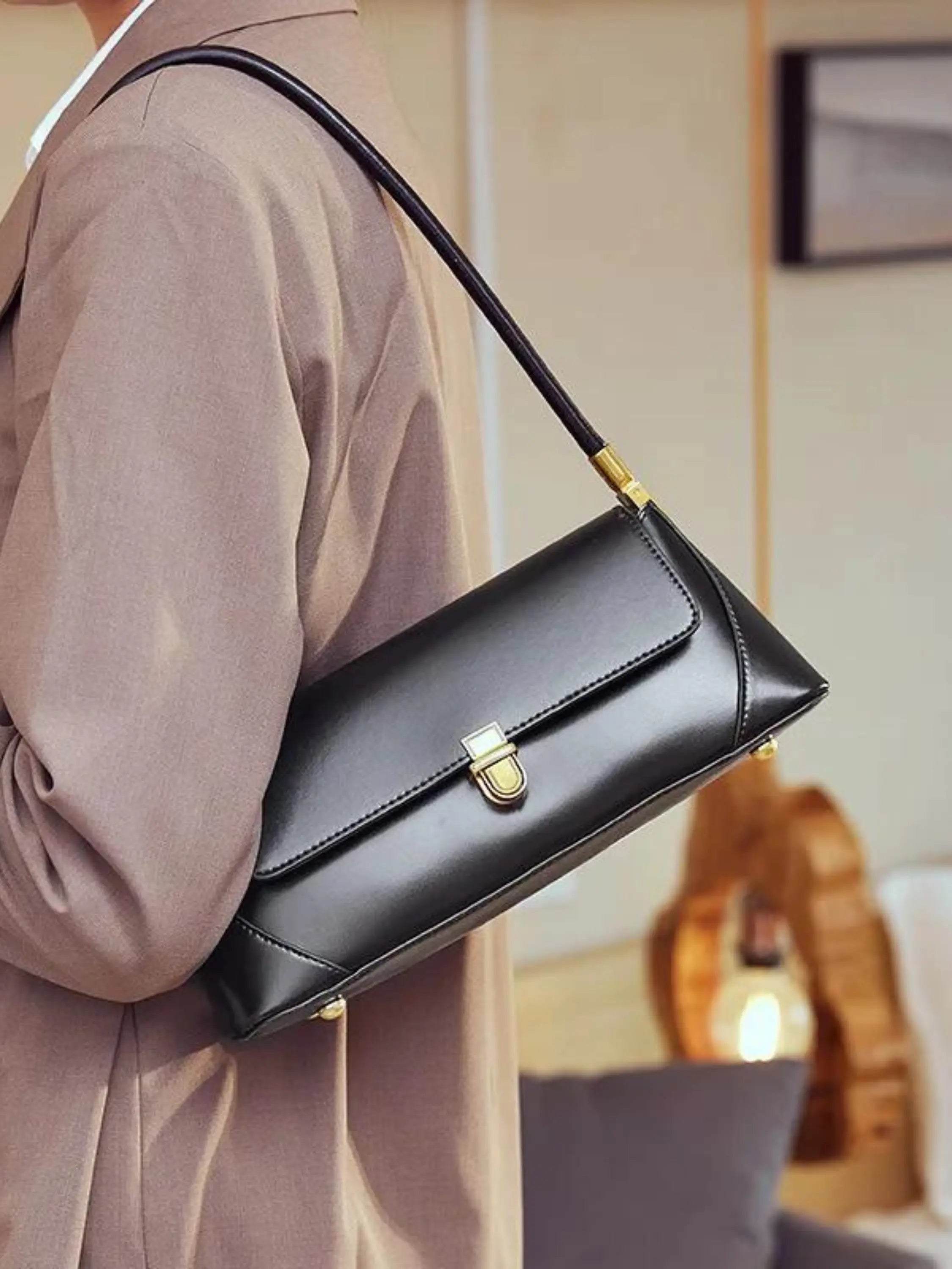 Elegant Structured Shoulder Bag