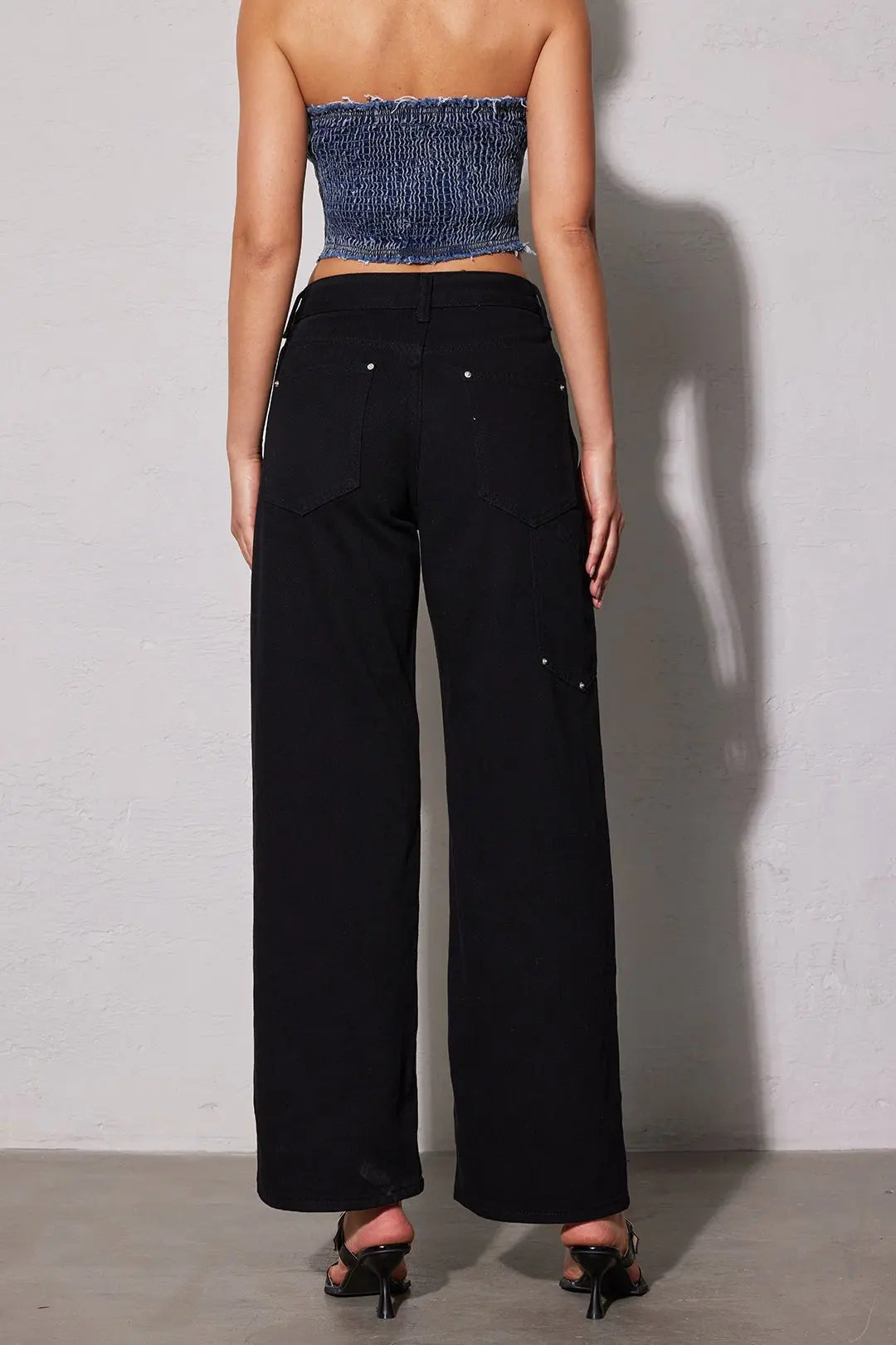 Classic Utility Jeans – Chic & Functional Denim