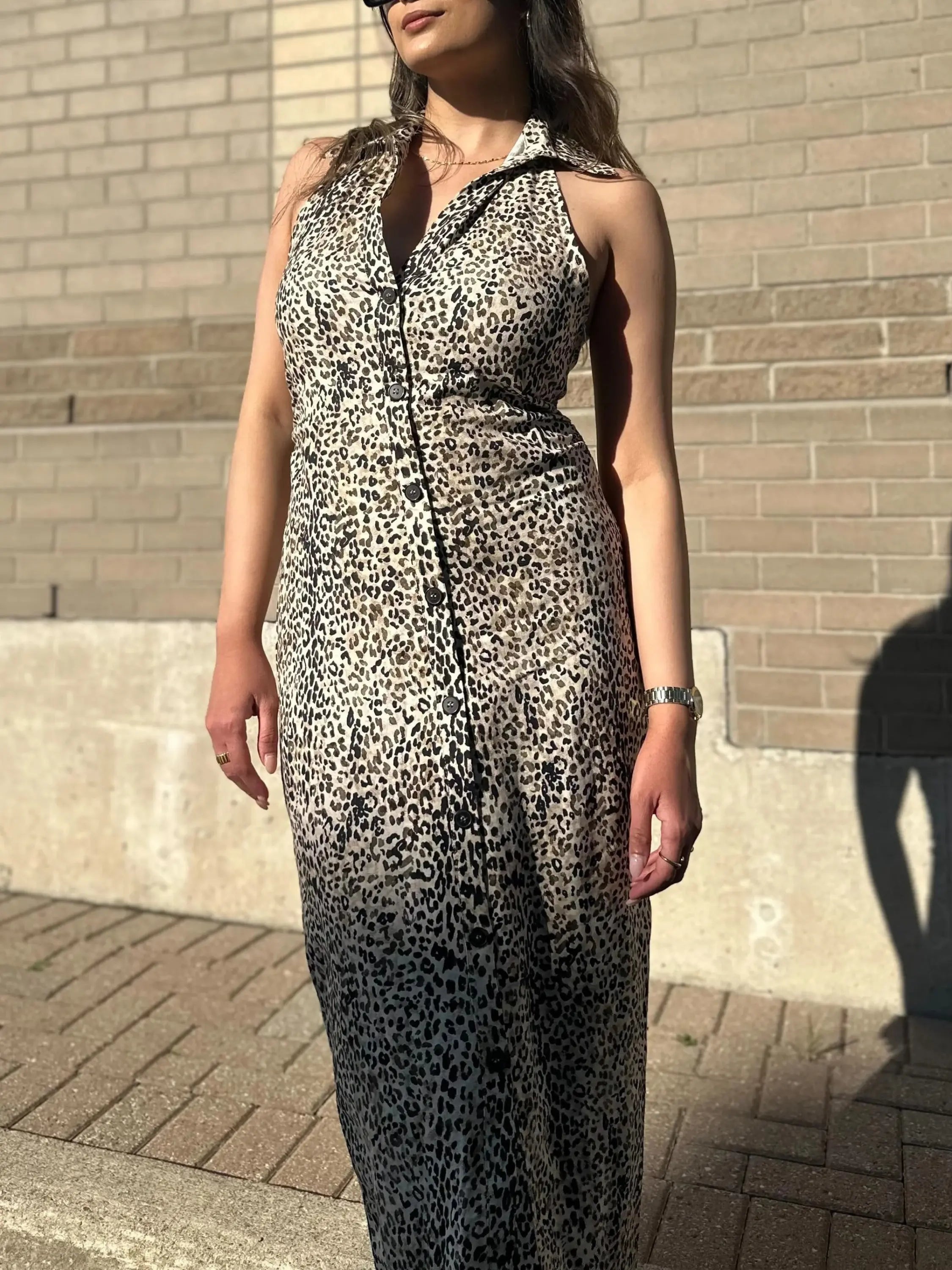 Stylish Leopard-Print Maxi Dress with Sleeveless Design