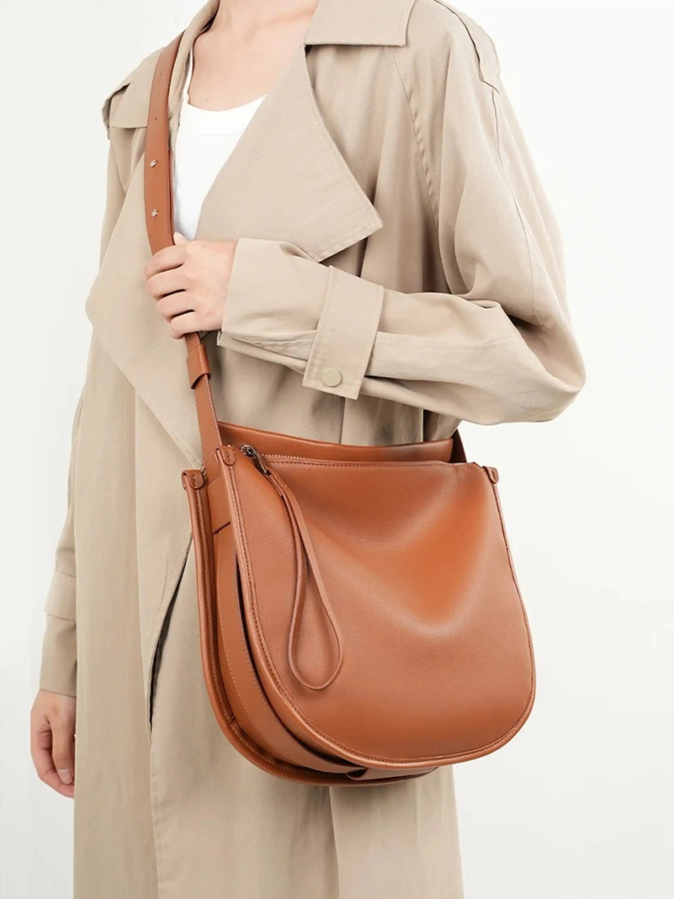 Minimalist Shoulder Bag