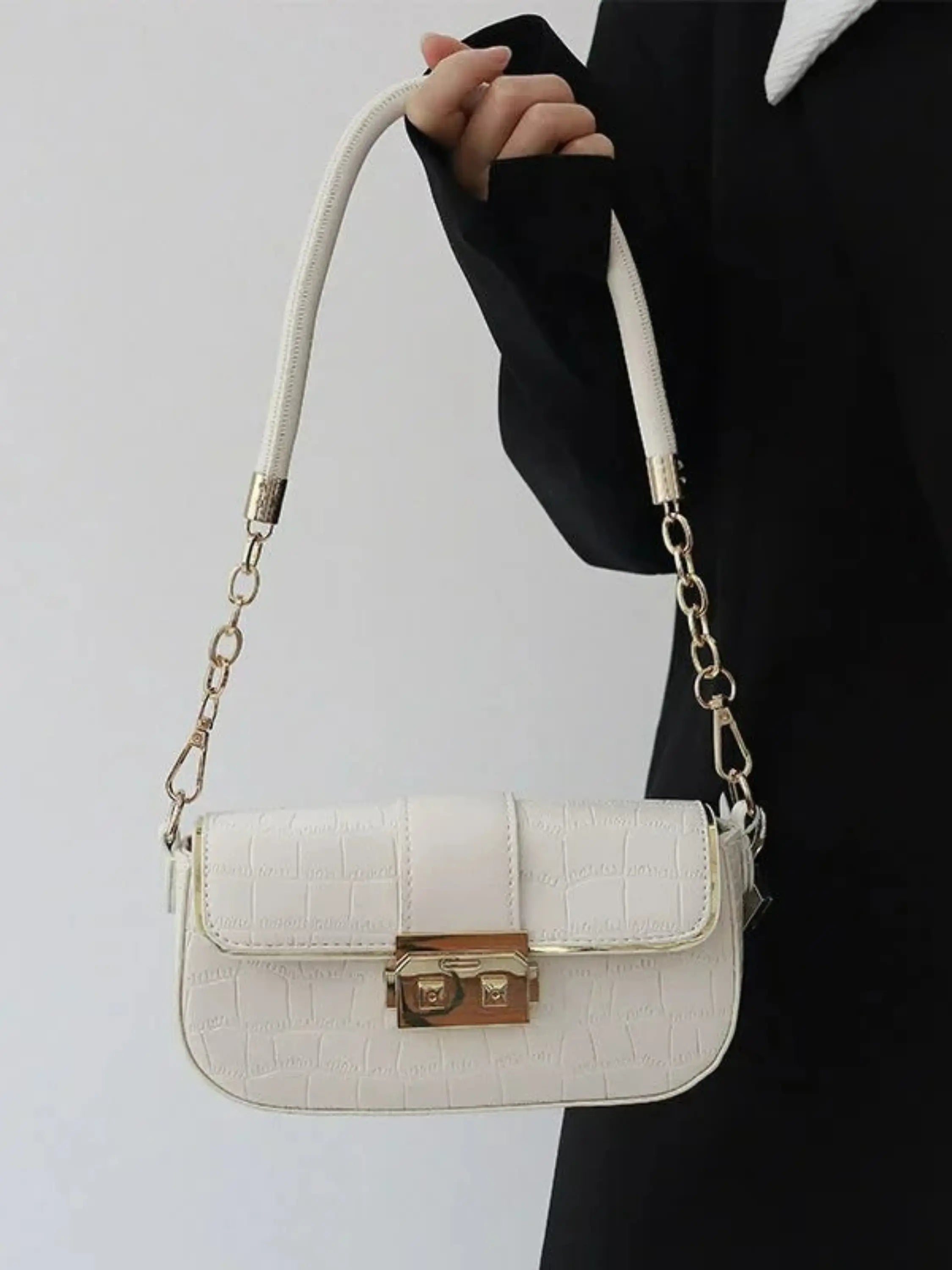 Chic Crossbody Bag in Crocodile Print for Women