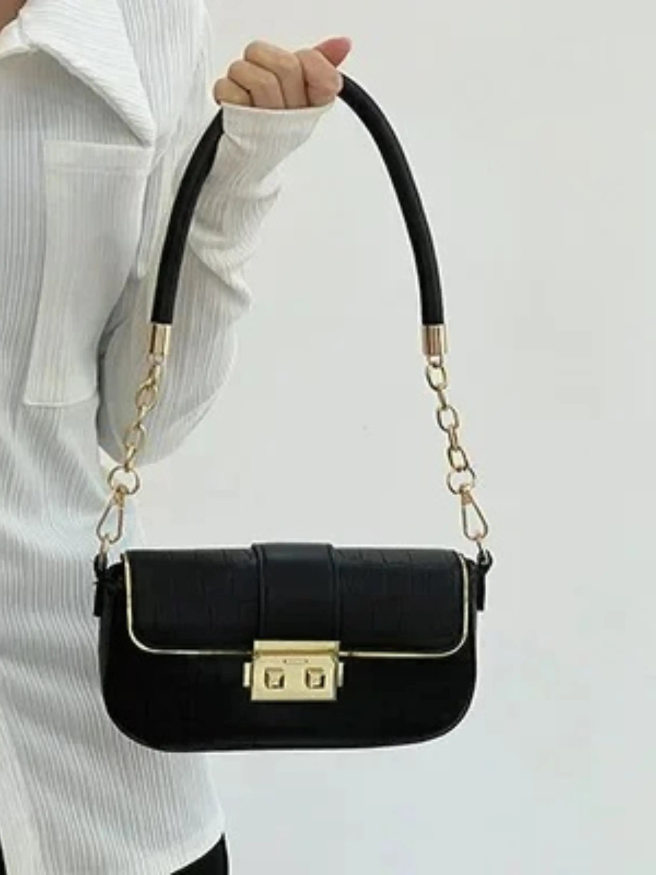 Chic Crossbody Bag in Crocodile Print for Women