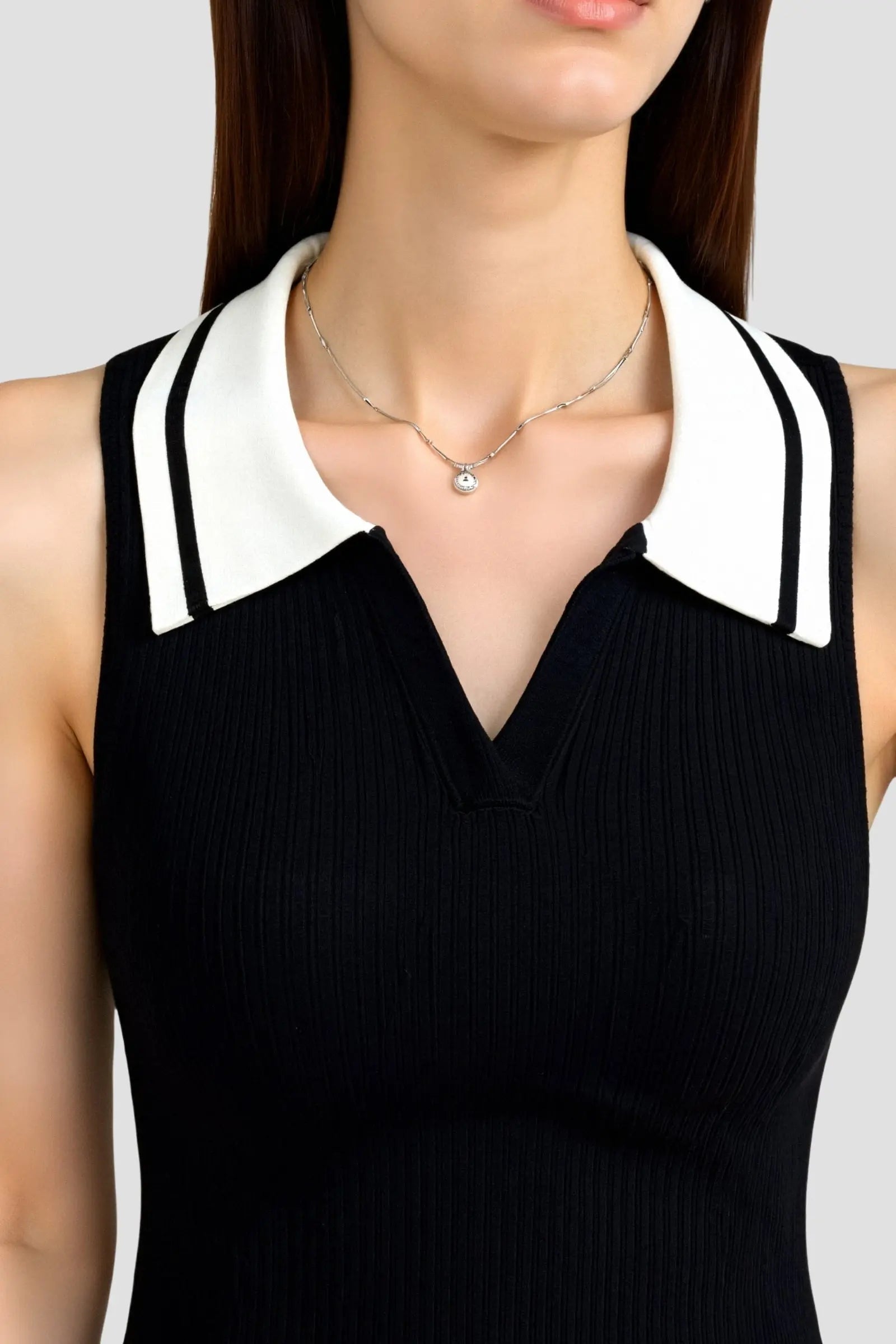 Contrast-Collar Sleeveless Top