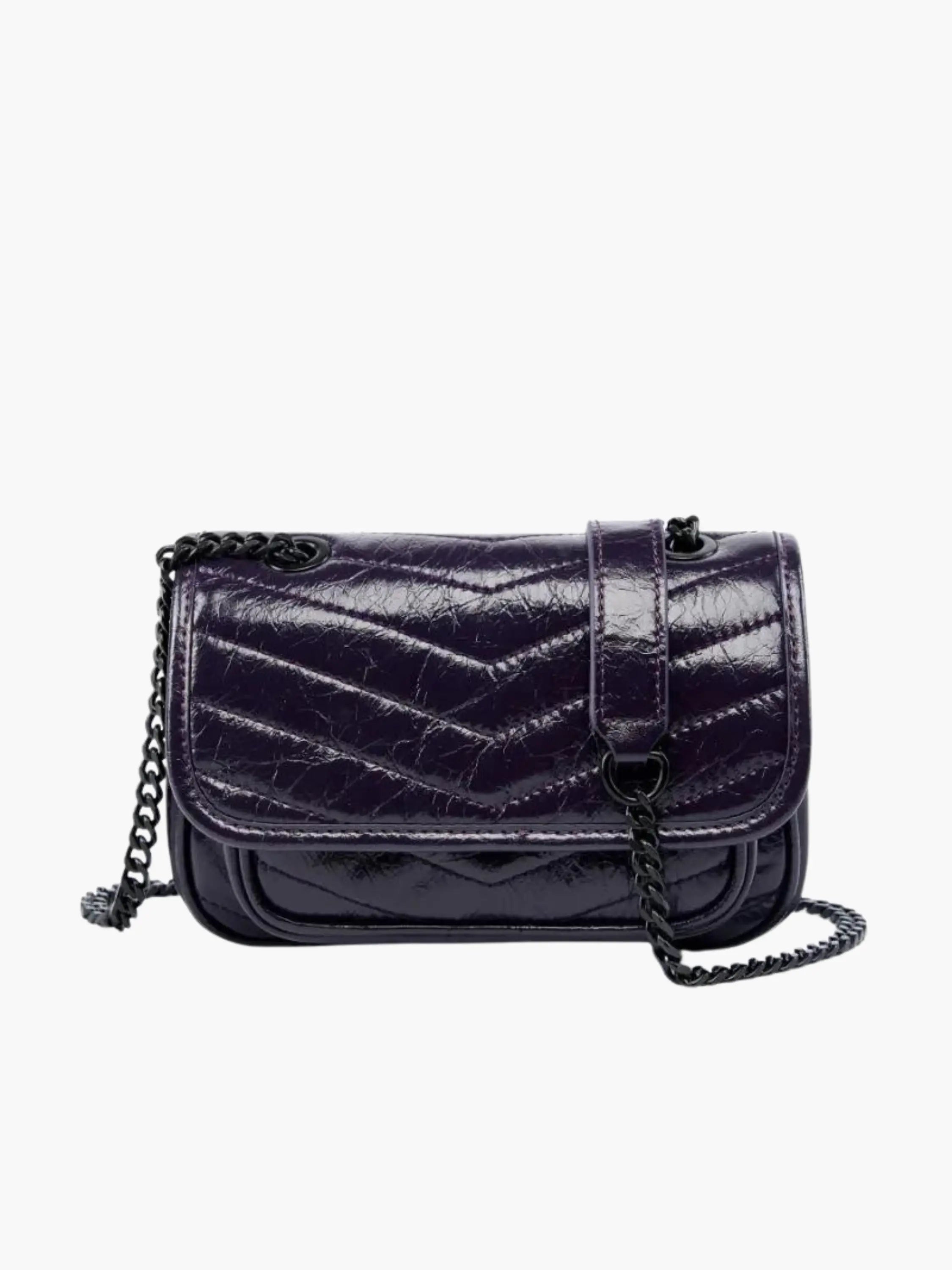 Elegant Crossbody Bag with Chain Strap