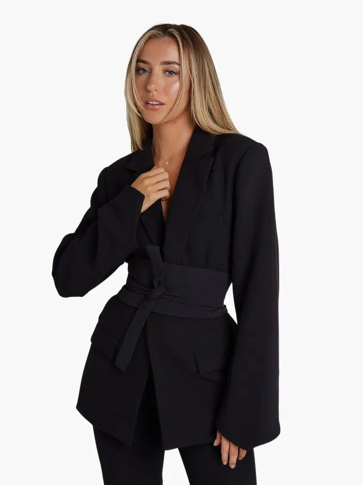 Belted Blazer - Modern and Sophisticated