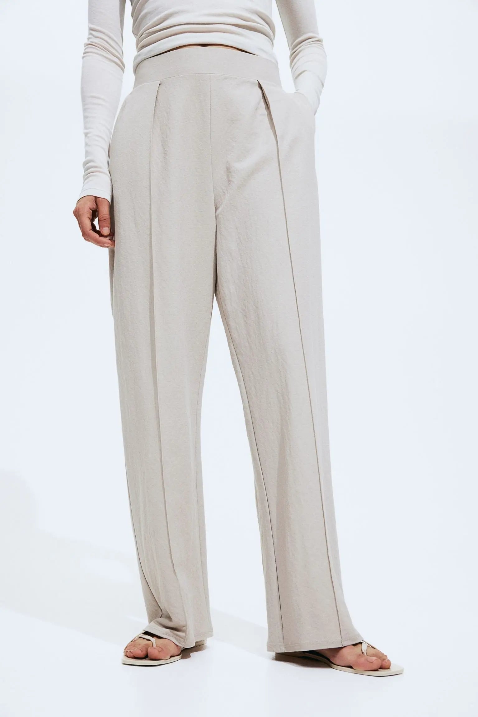 High-Waisted Wide-Leg Linen Trousers