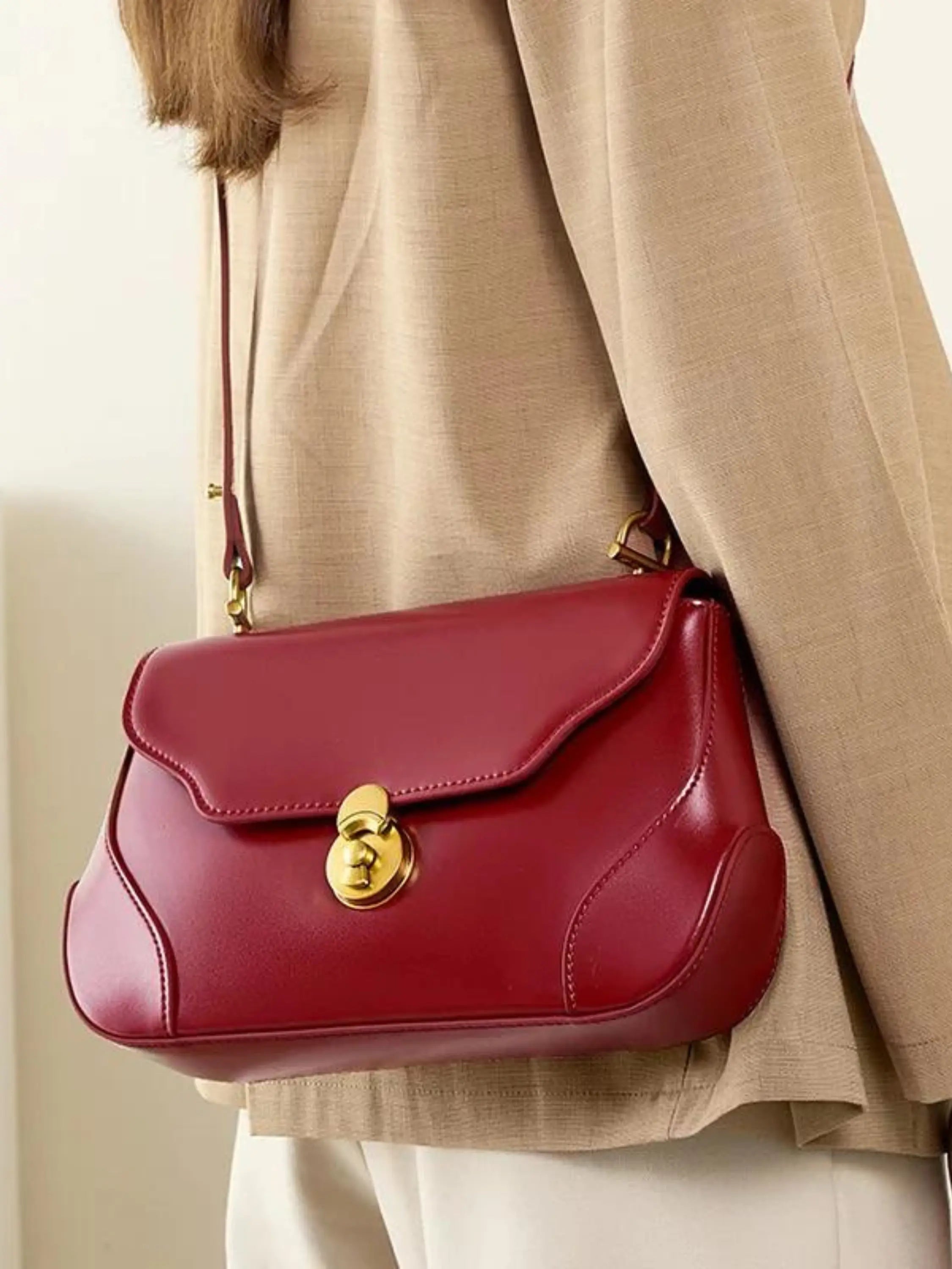 Classic Curved Shoulder Bag