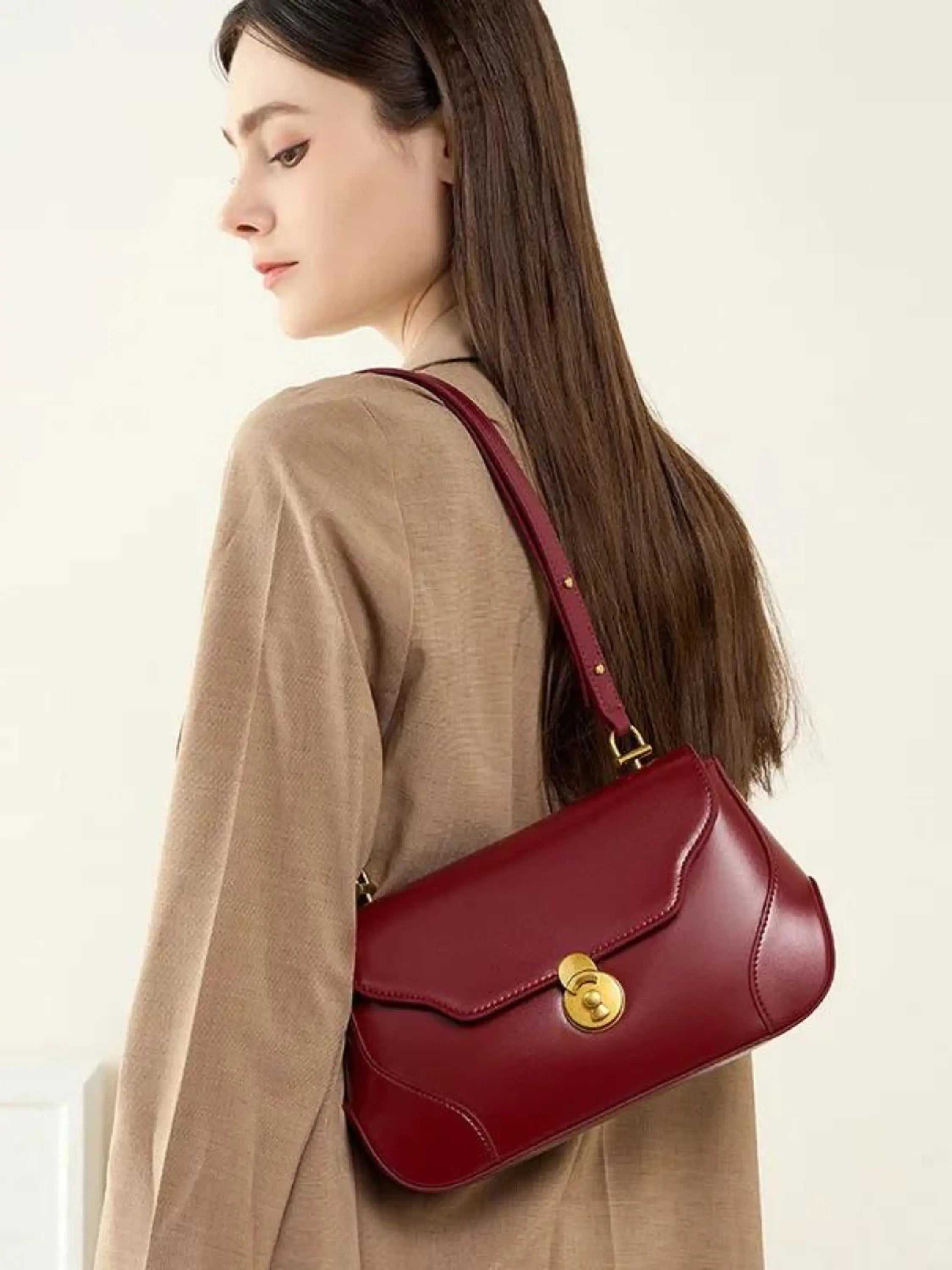 Classic Curved Shoulder Bag