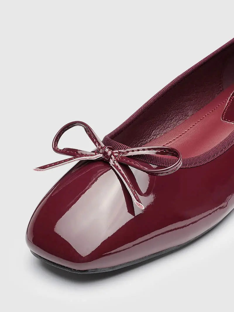 Elegant Patent Ballet Flats