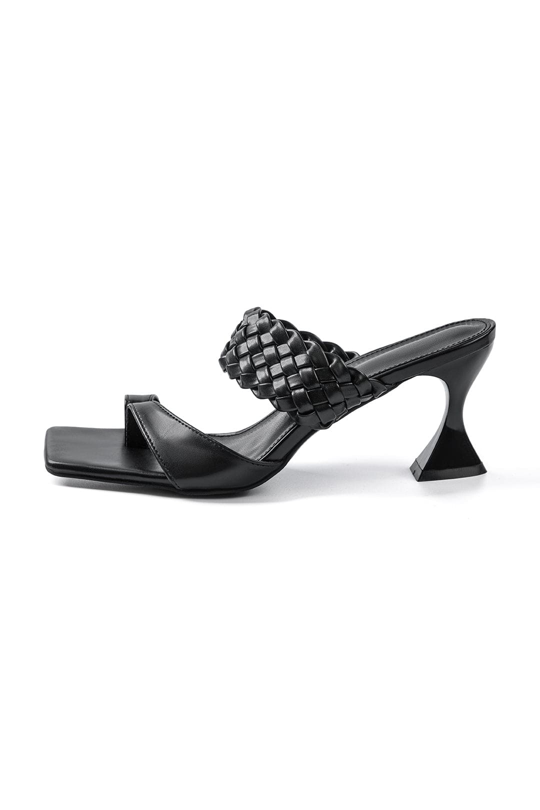 Elegant Heeled Sandals with Braided Strap