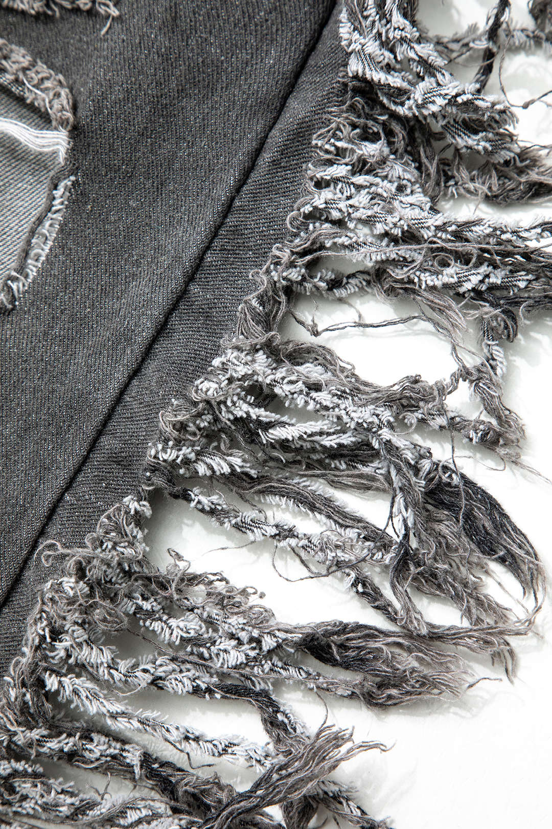 Ripped Fringe Denim– High-Waisted Streetwear