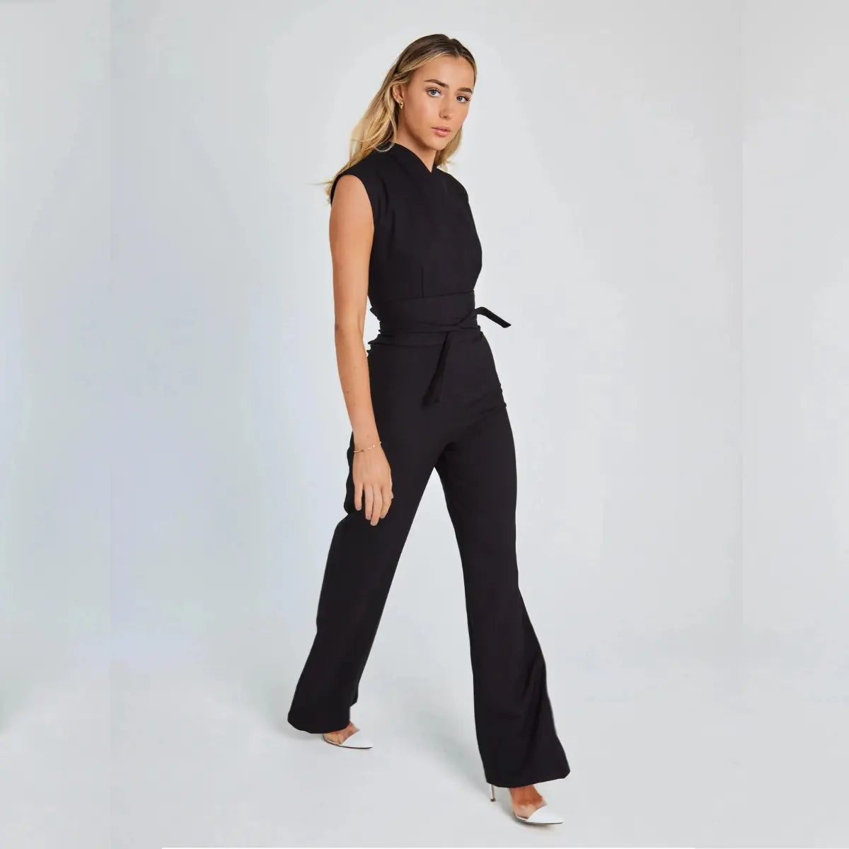 Elegant jumpsuit  with Tailored Waist