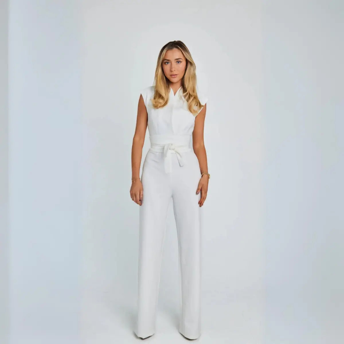 Elegant jumpsuit  with Tailored Waist