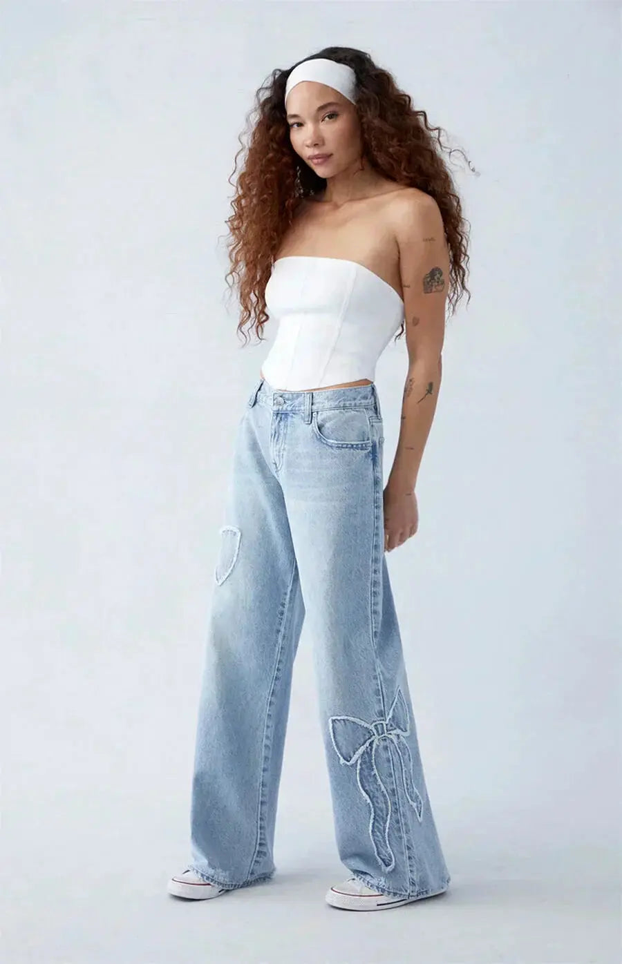 Light Wash Wide-Leg Jeans with Distressed Heart Detail