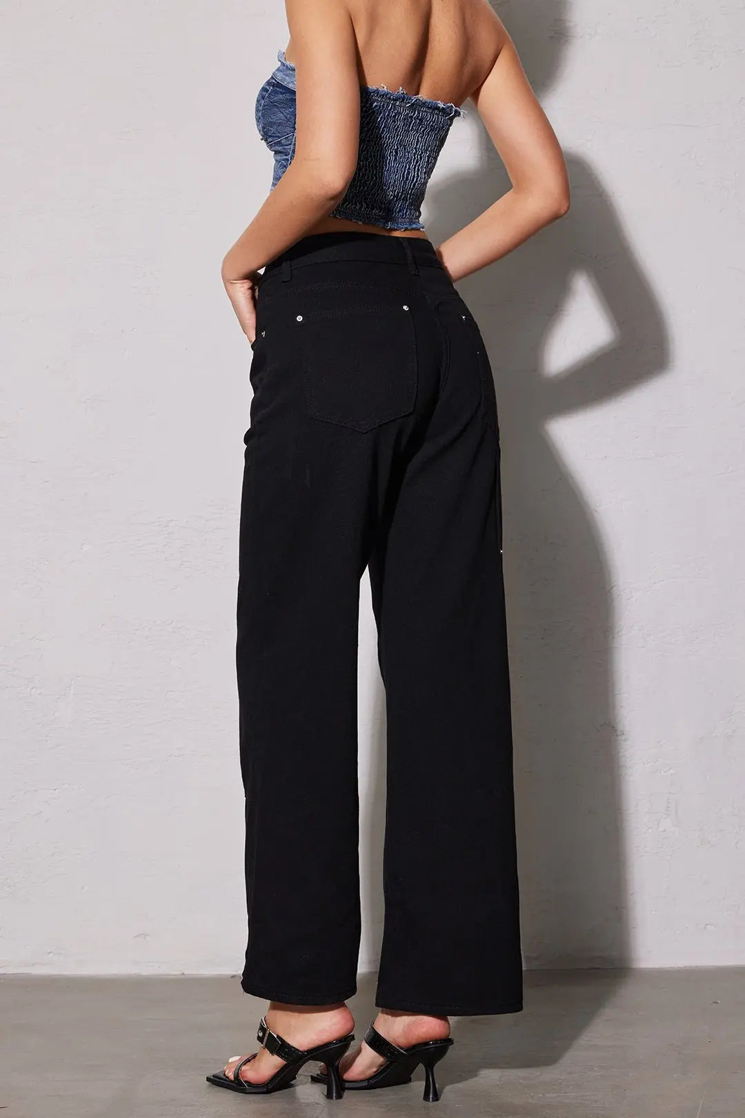 Classic Utility Jeans – Chic & Functional Denim